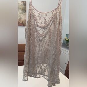 h.i.p. Lace Top in Gray